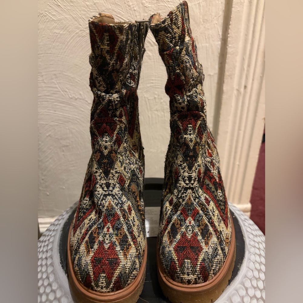 Patterned Women's Boots